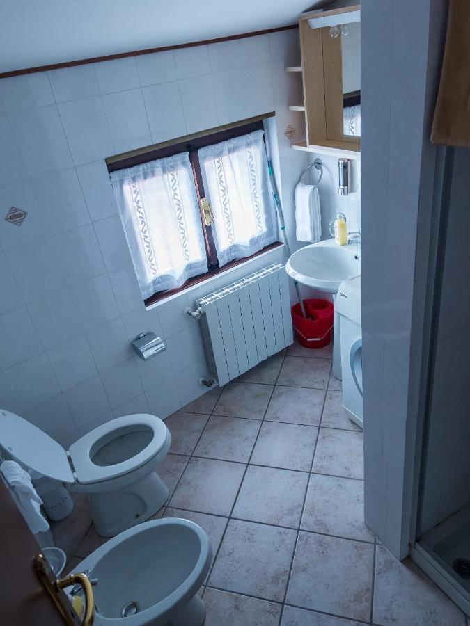 El Rocol Aparthotel Vezza d'Oglio Luaran gambar