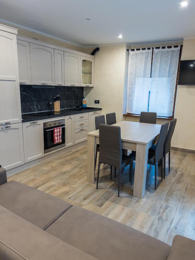 El Rocol Aparthotel Vezza d'Oglio Luaran gambar