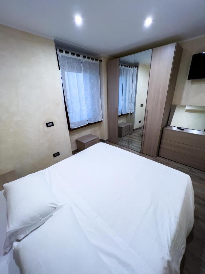 El Rocol Aparthotel Vezza d'Oglio Luaran gambar