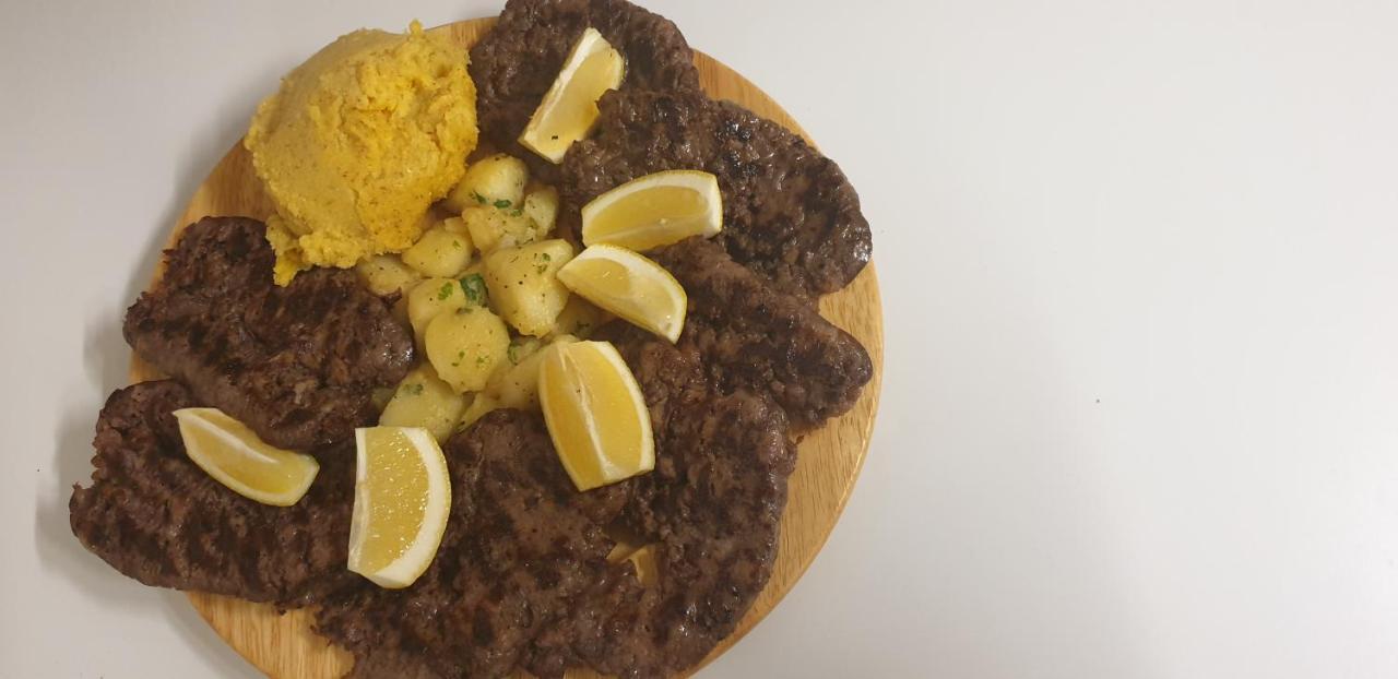 El Rocol Aparthotel Vezza d'Oglio Luaran gambar